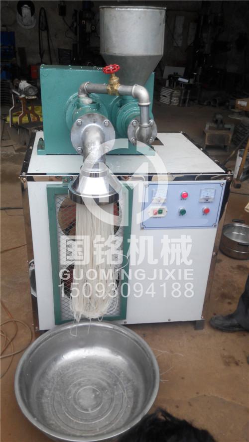 2015.11.25國銘(ming)機(ji)械壹(yi)次(ci)成型米(mi)粉(fen)機(ji)具有哪(na)些優點呢？